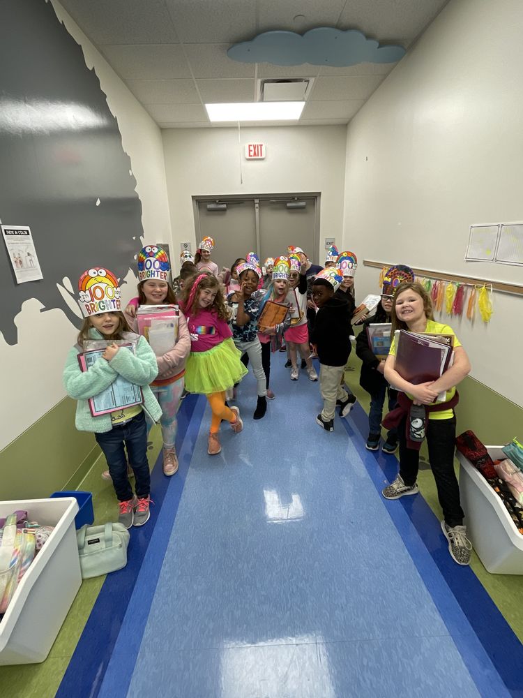 Ms. Kaple's students enjoy the 100th day of school